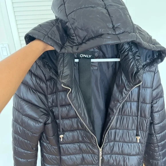 Winter puffer jacket - Picture 5 of 5